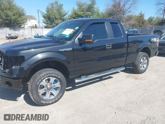 2014 Ford F-150 XL z VIN 1FTEX1EM5EFD02780, wystawiony jako IAAI lot #41737983 z przebiegiem 166 508 mil mil oraz . Historia ofert i sprzedaży dostępna na DreamBid. Obrazek 20.