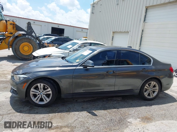 2016 BMW 3 Series 328i xDrive z VIN WBA8E3C53GK503725, wystawiony jako IAAI lot #42484526 z przebiegiem 144 079 mil mil oraz . Historia ofert i sprzedaży dostępna na DreamBid. Obrazek 14.