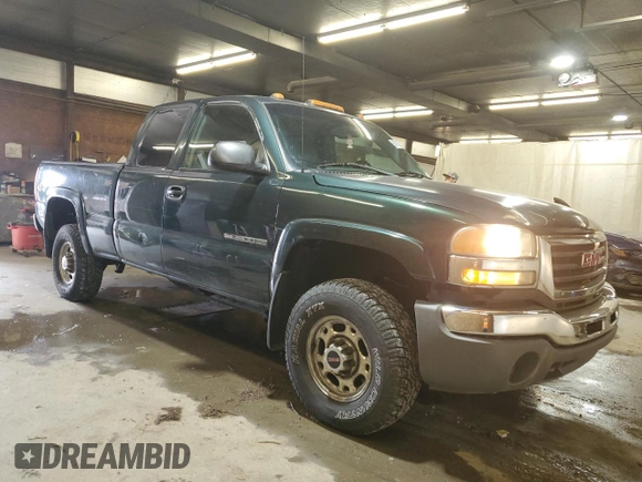 2003 GMC Sierra 2500HD SLE z VIN 1GTHK29U93E220646, wystawiony jako Copart lot #56318055 z przebiegiem 144 159 mil mil oraz Czysty tytuł • Clean title. Historia ofert i sprzedaży dostępna na DreamBid. Obrazek 4.
