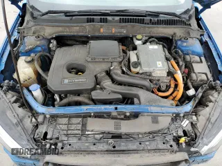 2020 Ford Fusion SE with VIN 3FA6P0LUXLR266057, listed as a Copart auction lot 61154555 with 97,536 mi miles and Non repairable. Bid and sale history available at DreamBid. Image 11.