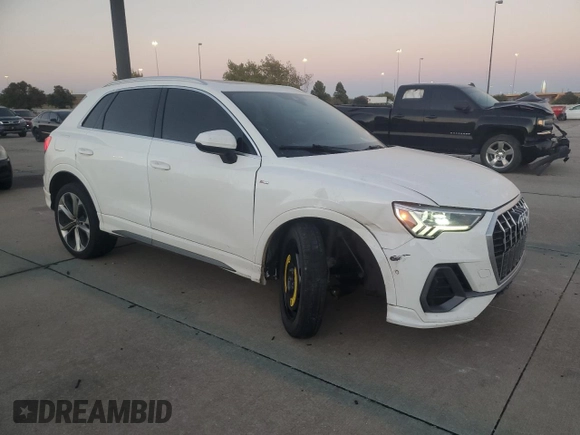 2020 Audi Q3 S line Prestige with VIN WA1FECF35L1035740, listed as a Copart auction lot 77837304 with 119,243 mi miles and Salvage Title. Bid and sale history available at carsss.com. Image 4.