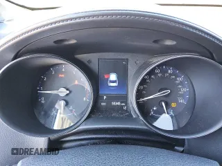 2019 Toyota C-HR XLE z VIN NMTKHMBXXKR081574, wystawiony jako Copart lot #51538735 z przebiegiem 55 345 mil mil oraz Tytuł czysty. Historia ofert i sprzedaży dostępna na DreamBid. Obrazek 9.