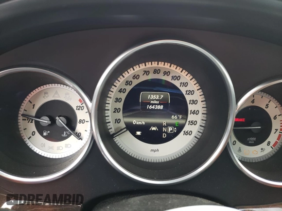 2013 Mercedes-Benz CLS-Class CLS 550 with VIN WDDLJ9BB5DA064702, listed as a Copart auction lot 76945354 with 164,388 mi miles and Salvage Title. Bid and sale history available at carsss.com. Image 9.