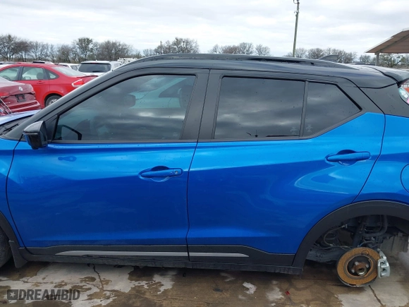 2022 Nissan Kicks SR with VIN 3N1CP5DV0NL495941, listed as a IAAI auction lot 41465827 with 13,062 mi miles. Bid and sale history available at carsss.com. Image 15.