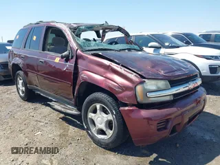 2007 Chevrolet TrailBlazer LS with VIN 1GNDS13S972124367, listed as a IAAI auction lot 41851140 with 151,021 mi miles and . Bid and sale history available at DreamBid. Image 1.