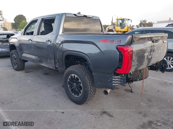 2024 Toyota Tundra 4WD SR5 with VIN 5TFLA5DB0RX145580, listed as a IAAI auction lot 41882448 with 1,345 mi miles. Bid and sale history available at carsss.com. Image 3.