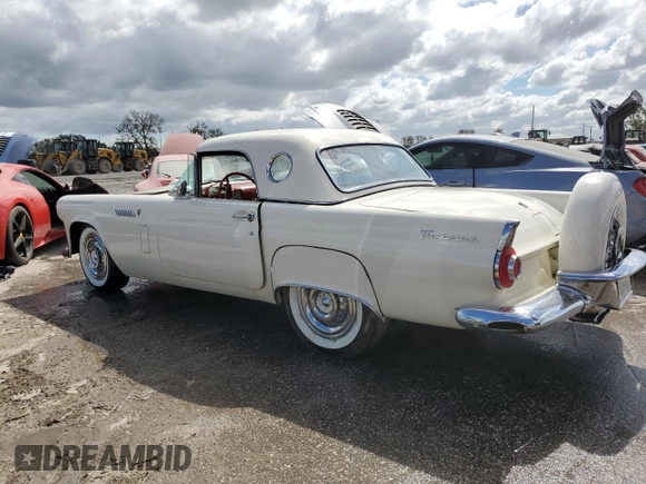 1956 Ford Thunderbird с VIN P6FH203930, выставлен на аукционе Copart как лот 74530814 с пробегом 761 579 миль миль и На запчасти • Non repairable. История ставок и продаж доступна на DreamBid. Изображение 2.