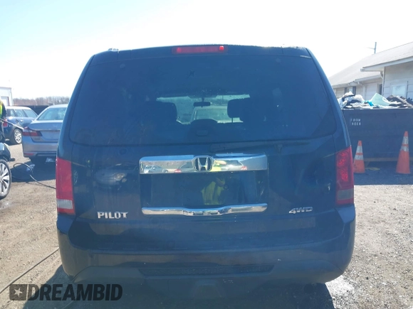 2015 Honda Pilot LX with VIN 5FNYF4H26FB075357, listed as a IAAI auction lot 41815967 with 192,422 mi miles. Bid and sale history available at carsss.com. Image 16.