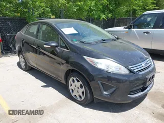 2013 Ford Fiesta SE z VIN 3FADP4BJ7DM144261, wystawiony jako IAAI lot #42281950 z przebiegiem 149 437 mil mil oraz . Historia ofert i sprzedaży dostępna na DreamBid. Obrazek 1.