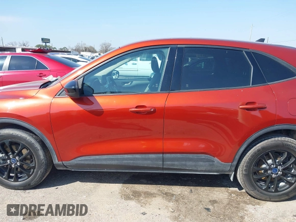 2020 Ford Escape SE Sport Hybrid with VIN 1FMCU0BZ0LUB13968, listed as a IAAI auction lot 41684447 with 101,299 mi miles and . Bid and sale history available at DreamBid. Image 14.