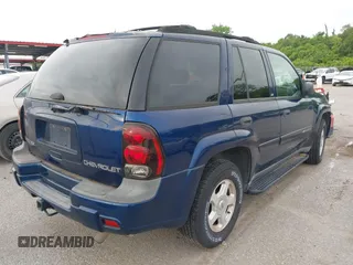 2002 Chevrolet TrailBlazer LS with VIN 1GNDS13S222409615, listed as a IAAI auction lot 42170974 with 241,737 mi miles and . Bid and sale history available at DreamBid. Image 4.