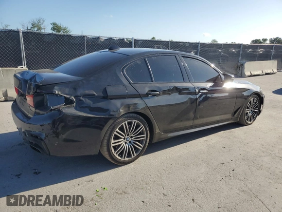 2018 BMW 5 Series M550i xDrive with VIN WBAJB9C52JB035913, listed as a Copart auction lot 51441195 with 42,205 mi miles and Salvage Title. Bid and sale history available at carsss.com. Image 3.