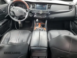 2016 Kia K900 Luxury z VIN KNALU4D39G6032186, wystawiony jako Copart lot #56945565 z przebiegiem 96 441 mil mil oraz Szkody całkowita. Historia ofert i sprzedaży dostępna na DreamBid. Obrazek 8.