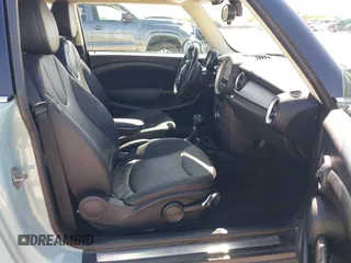2013 MINI Hardtop with VIN WMWSU3C57DT690398, listed as a IAAI auction lot 41989221 with 112,954 mi miles and . Bid and sale history available at DreamBid. Image 5.