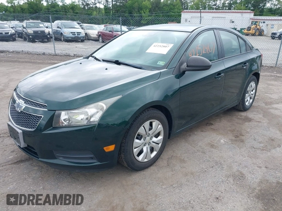 2014 Chevrolet Cruze LS with VIN 1G1PA5SH3E7351133, listed as a IAAI auction lot 42252807 with 122,866 mi miles and . Bid and sale history available at DreamBid. Image 2.