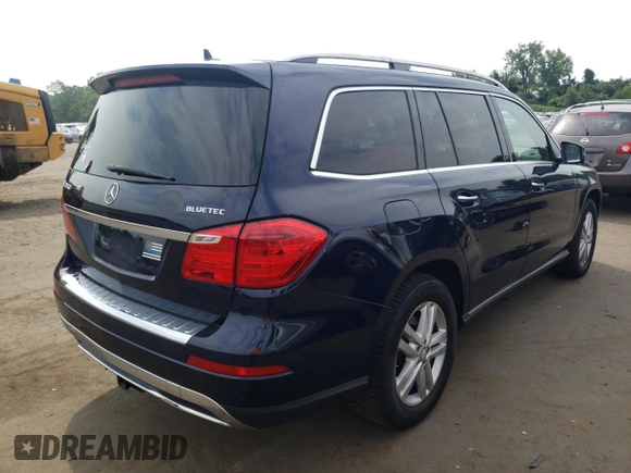 2015 Mercedes-Benz GL-Class GL 350 BlueTEC with VIN 4JGDF2EE5FA580831, listed as a Copart auction lot 59689613 with 116,899 mi miles. Bid and sale history available at carsss.com. Image 3.