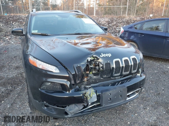 2017 Jeep Cherokee Limited z VIN 1C4PJMDS5HD224478, wystawiony jako IAAI lot #41217585 z przebiegiem 71 786 mil mil oraz . Historia ofert i sprzedaży dostępna na DreamBid. Obrazek 6.