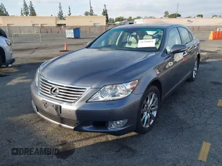 2012 Lexus LS 460 z VIN JTHBL5EF7C5112312, wystawiony jako IAAI lot #41550064 z przebiegiem 82 312 mil mil oraz . Historia ofert i sprzedaży dostępna na DreamBid. Obrazek 19.