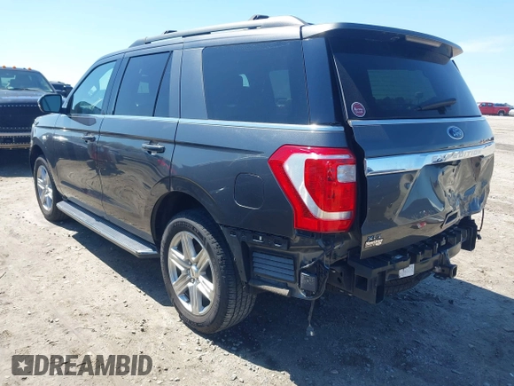 2021 Ford Expedition XLT z VIN 1FMJU1HT7MEA03432, wystawiony jako IAAI lot #41835841 z przebiegiem 84 977 mil mil oraz . Historia ofert i sprzedaży dostępna na DreamBid. Obrazek 3.