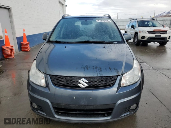 2009 Suzuki SX4 Touring AWD with VIN JS2YB417996201508, listed as a Copart auction lot 44859495 with 84,811 mi miles and Salvage Title. Bid and sale history available at DreamBid. Image 5.