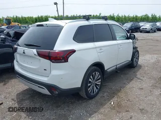 2020 Mitsubishi Outlander SE z VIN JA4AD3A33LZ006114, wystawiony jako IAAI lot #42288365 z przebiegiem 87 153 mil mil oraz . Historia ofert i sprzedaży dostępna na DreamBid. Obrazek 4.