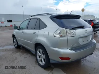 2008 Lexus RX 350 with VIN 2T2GK31U78C052640, listed as a IAAI auction lot 40298330 with 101,682 mi miles and . Bid and sale history available at DreamBid. Image 3.