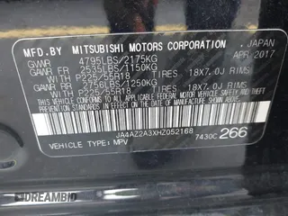 2017 Mitsubishi Outlander ES z VIN JA4AZ2A3XHZ052168, wystawiony jako IAAI lot #42194062 z przebiegiem 209 195 mil mil oraz . Historia ofert i sprzedaży dostępna na DreamBid. Obrazek 9.