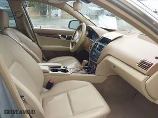 2008 Mercedes-Benz C-Class 3.0L Sport with VIN WDDGF54X78F035621, listed as a IAAI auction lot 41789122 with 164,043 mi miles. Bid and sale history available at carsss.com. Image 5.