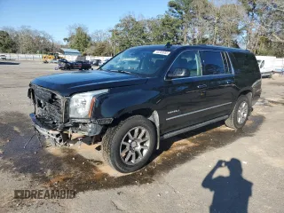 2020 GMC Yukon XL Denali with VIN 1GKS2HKJ9LR190876, listed as a Copart auction lot 46588685 with 157,882 mi miles and Salvage Title. Bid and sale history available at carsss.com. Image 1.