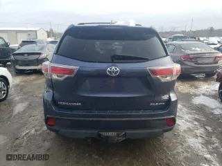 2014 Toyota Highlander XLE with VIN 5TDJKRFH6ES058215, listed as a Copart auction lot 44928525 with 0 mi miles and Clean Title. Bid and sale history available at carsss.com. Image 6.