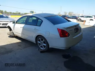 2005 Nissan Maxima SE z VIN 1N4BA41E45C827695, wystawiony jako IAAI lot #41988203 z przebiegiem 94 945 mil mil oraz . Historia ofert i sprzedaży dostępna na DreamBid. Obrazek 3.