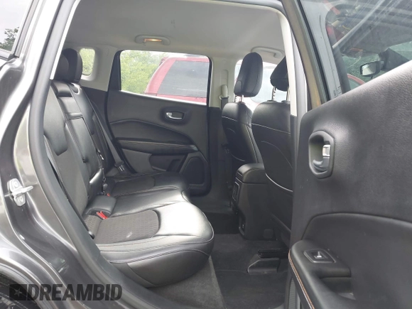 2018 Jeep Compass Latitude with VIN 3C4NJCBB3JT268094, listed as a IAAI auction lot 42487642 with 111,652 mi miles and . Bid and sale history available at DreamBid. Image 8.