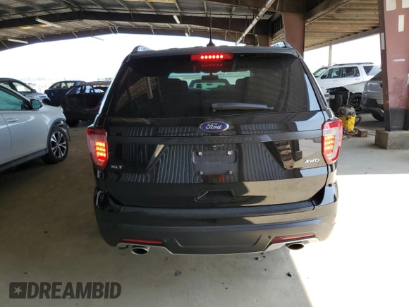 2018 Ford Explorer XLT with VIN 1FM5K8D88JGA56464, listed as a Copart auction lot 61979675 with 63,465 mi miles and Salvage title. Bid and sale history available at DreamBid. Image 6.