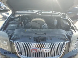 2010 GMC Yukon Denali with VIN 1GKUKEEF1AR277683, listed as a Copart auction lot 69675654 with 206,114 mi miles and Salvage Title. Bid and sale history available at carsss.com. Image 13.