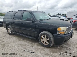 2002 GMC Yukon XL Denali with VIN 1GKFK66U22J149853, listed as a Copart auction lot 74943994 with 162,578 mi miles and Clean Title. Bid and sale history available at carsss.com. Image 4.