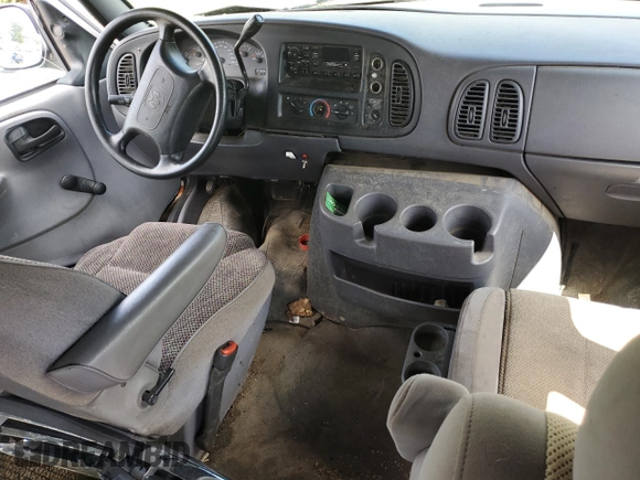 1999 Dodge Cargo z VIN 2B7JB21Y9XK508488, wystawiony jako Copart lot #64641814 z przebiegiem Nie podano mil oraz Nie do naprawy. Historia ofert i sprzedaży dostępna na DreamBid. Obrazek 8.