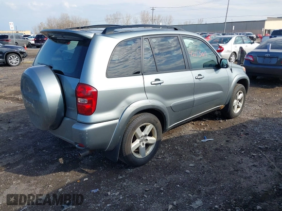 2005 Toyota RAV4 with VIN JTEHD20V750064585, listed as a IAAI auction lot 42113019 with 122,806 mi miles. Bid and sale history available at carsss.com. Image 4.