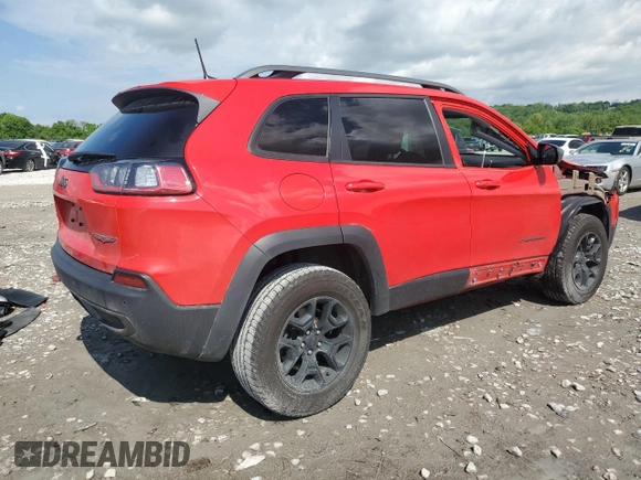 2019 Jeep Cherokee Trailhawk с VIN 1C4PJMBX3KD256495, выставлен на аукционе Copart как лот 56122695 с пробегом 98 786 миль миль и Списание • Salvage title. История ставок и продаж доступна на DreamBid. Изображение 3.