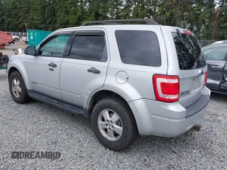 2008 Ford Escape XLT с VIN 1FMCU93118KB07144, выставлен на аукционе IAAI как лот 42597705 с пробегом 178 971 миль миль и . История ставок и продаж доступна на DreamBid. Изображение 3.