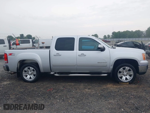 2013 GMC Sierra 1500 SLT with VIN 3GTP2WE74DG115414, listed as a IAAI auction lot 42441966 with 291,605 mi miles and . Bid and sale history available at DreamBid. Image 13.