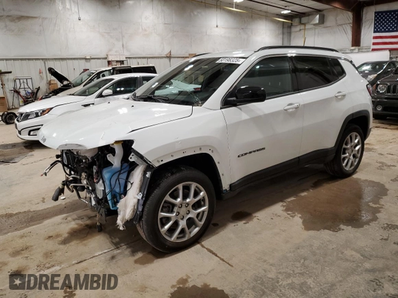 2024 Jeep Compass Latitude Lux с VIN 3C4NJDFN0RT127036, выставлен на аукционе Copart как лот 50198325 с пробегом 2 361 миль миль и Списание • Salvage title. История ставок и продаж доступна на DreamBid. Изображение 1.