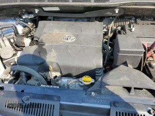 2016 Toyota Sienna LE with VIN 5TDJK3DC2GS133323, listed as a Copart auction lot 70515664 with 106,750 mi miles and Salvage Title. Bid and sale history available at carsss.com. Image 12.