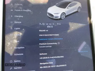 2014 Tesla Model S 60 с VIN 5YJSA1H16EFP45983, выставлен на аукционе Copart как лот 52256635 с пробегом 159 948 миль миль и Списание • Salvage title. История ставок и продаж доступна на DreamBid. Изображение 9.