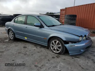 2004 Jaguar X-Type z VIN SAJEB52D54XD68737, wystawiony jako Copart lot #85168784 z przebiegiem 150 975 mil mil oraz Szkoda całkowita • Salvage title. Historia ofert i sprzedaży dostępna na DreamBid. Obrazek 4.