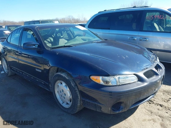 2003 Pontiac Grand Prix GT with VIN 1G2WP52K63F142683, listed as a IAAI auction lot 41774316 with 217905 miles. Bid and sale history available at carsss.com. Image 1.