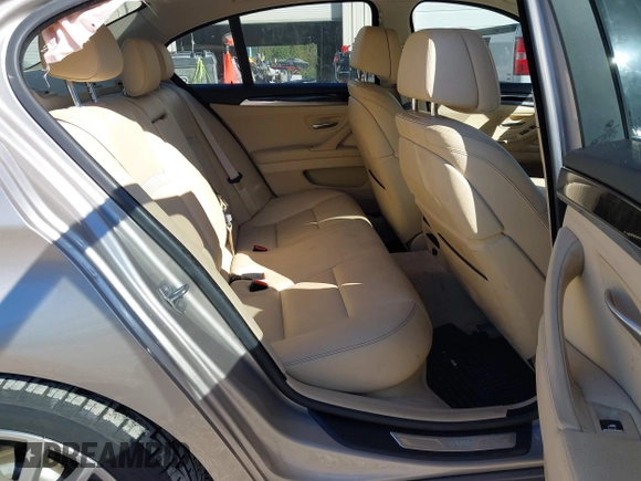 2014 BMW 5 Series 528i with VIN WBA5A5C53ED508239, listed as a IAAI auction lot 40631499 with Not Provided miles and . Bid and sale history available at DreamBid. Image 8.