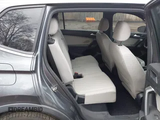 2021 Volkswagen Tiguan SE with VIN 3VV2B7AX5MM126415, listed as a IAAI auction lot 41811850 with Not Provided miles and . Bid and sale history available at DreamBid. Image 8.