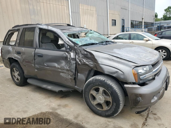2006 Chevrolet TrailBlazer LS with VIN 1GNDS13S962278804, listed as a Copart auction lot 59879874 with Not Provided miles and Non Repairable. Bid and sale history available at DreamBid. Image 4.