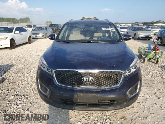 2017 Kia Sorento LX с VIN 5XYPGDA52HG195262, выставлен на аукционе Copart как лот 65329164 с пробегом 92 231 миль миль и Списание • Salvage title. История ставок и продаж доступна на DreamBid. Изображение 5.