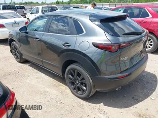 2024 Mazda CX-30 S Select Sport z VIN 3MVDMBBM5RM626265, wystawiony jako IAAI lot #42220770 z przebiegiem 17 895 mil mil oraz . Historia ofert i sprzedaży dostępna na DreamBid. Obrazek 3.